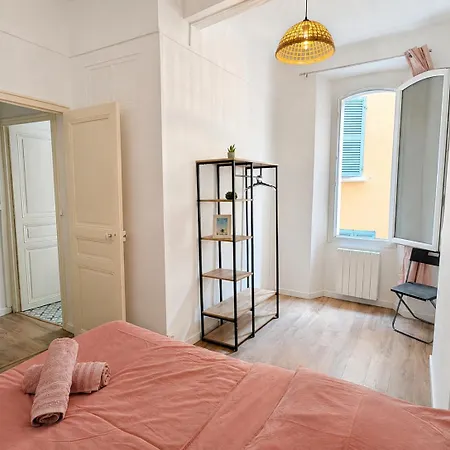 Apartment 3 Centre Historique